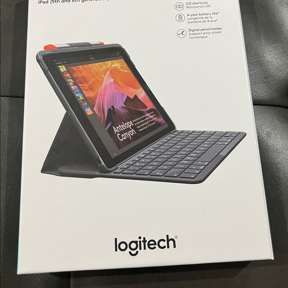 Logic tech iPad Keyboard (5th and 6th gen)